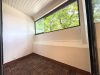 überdachter-Balkon-mit-Glasschiebeelement
